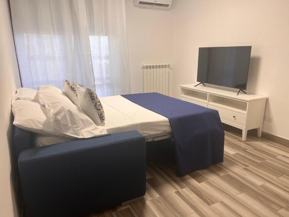 City Home 77 Наполи Екстериор снимка