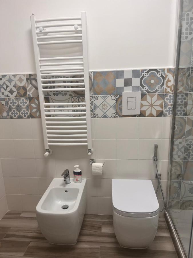 City Home 77 Наполи Екстериор снимка