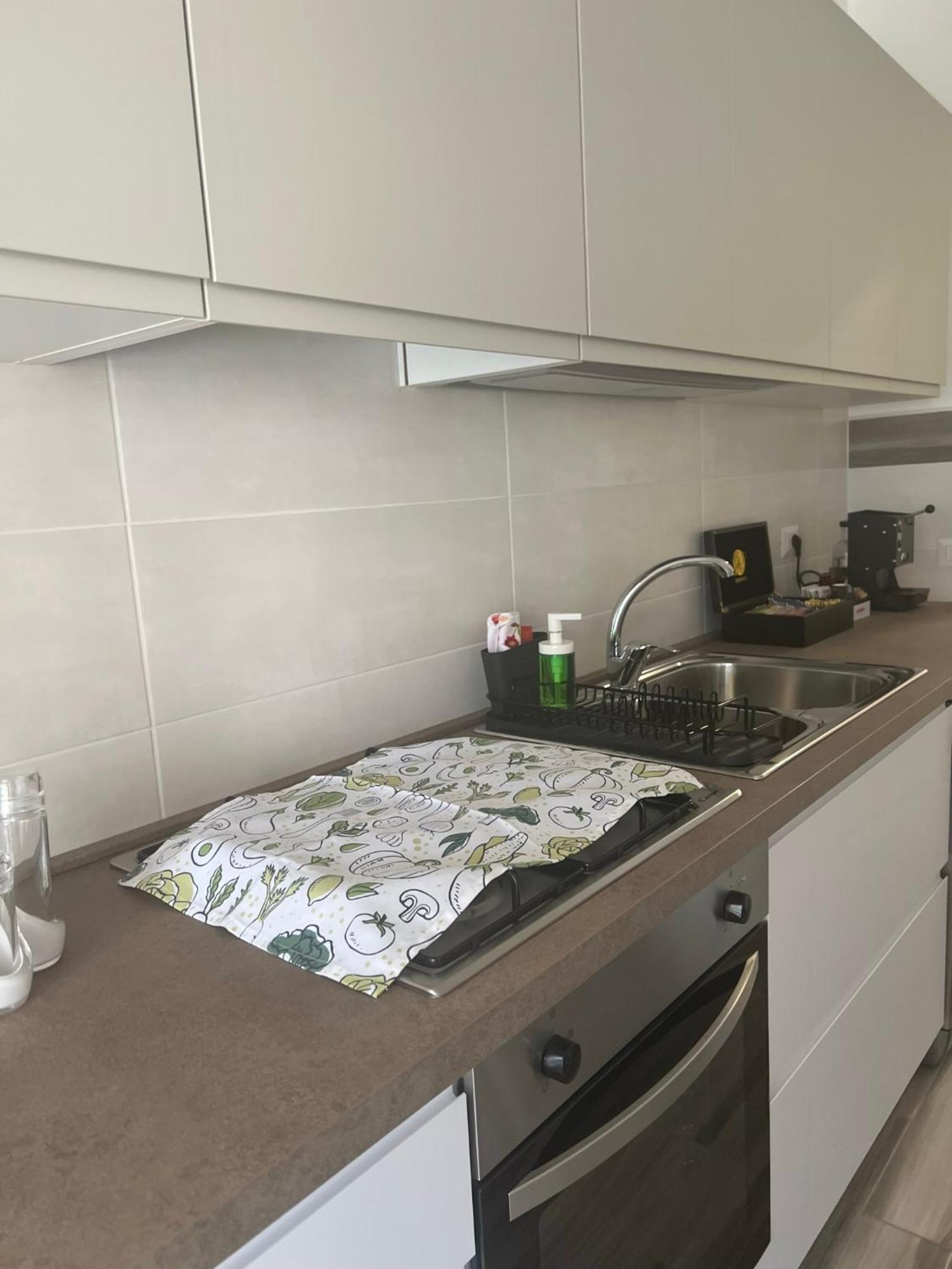City Home 77 Наполи Екстериор снимка