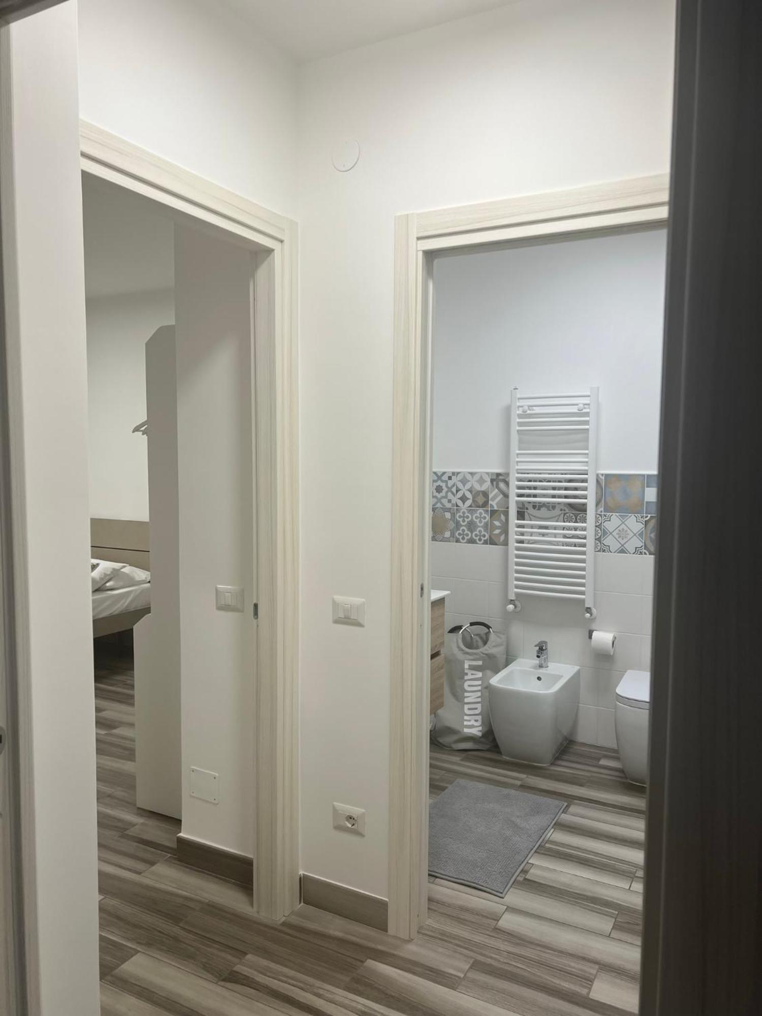 City Home 77 Наполи Екстериор снимка