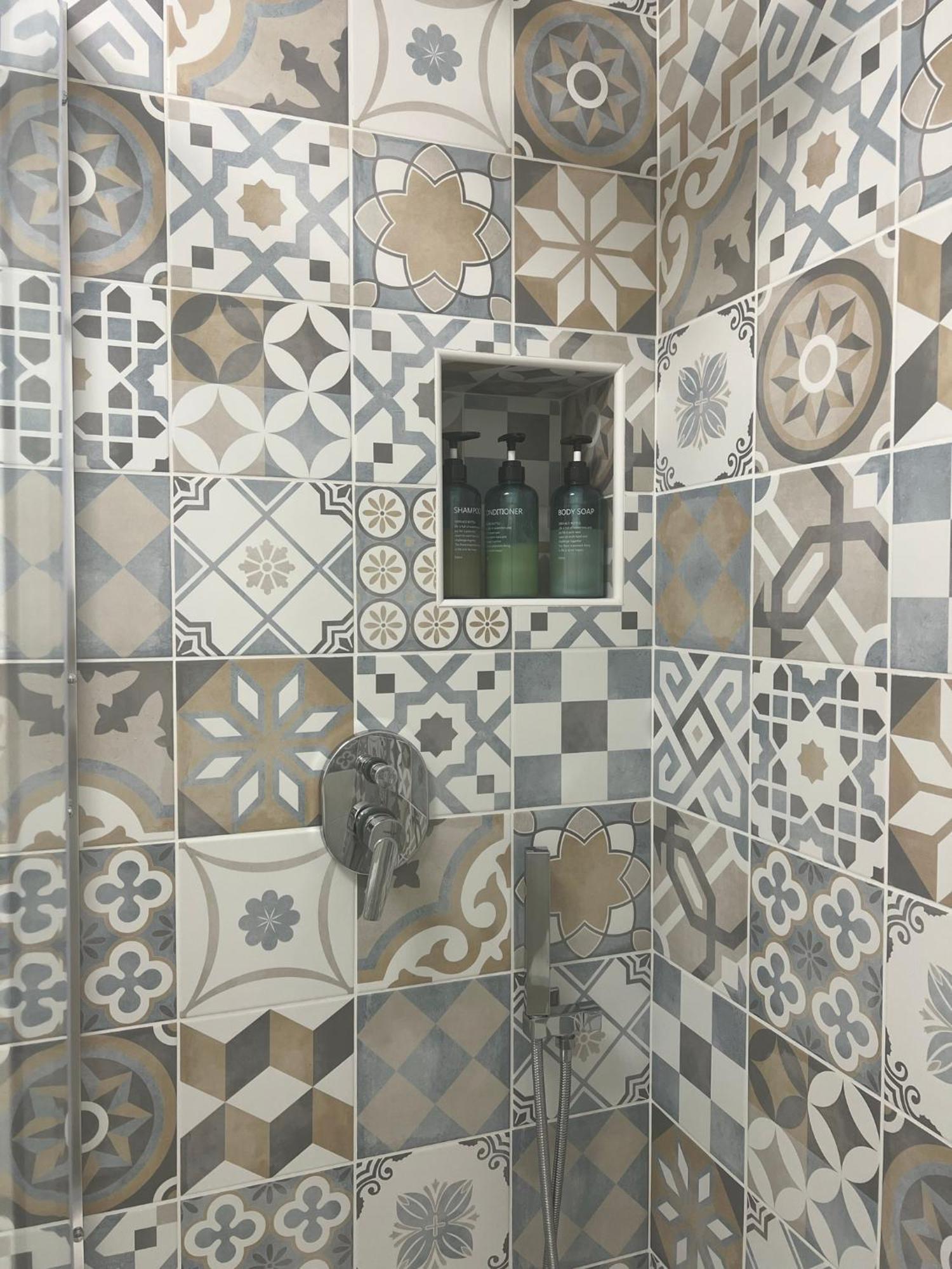 City Home 77 Наполи Екстериор снимка